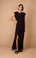 VESTIDO RETO FENDA PRETO