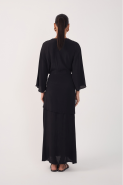 VESTIDO CROPPED CREPE PAREO PRETO