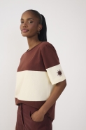 BLUSA T-SHIRT BICOLOR OFF NEVOA / MARROM 
