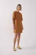 VESTIDO T-SHIRT FAIXA RIBANA MARROM OCRE
