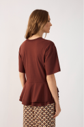 T-SHIRT PEPLUM MARROM TERRA