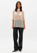 T-SHIRT OVERSIZED EM RENDA