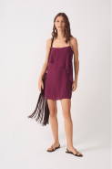 VESTIDO CURTO CREPE SOBREPOSICAO VINHO OUTONO