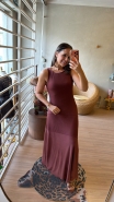 VESTIDO SUPER MIDI COM RECORTES