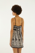 VESTIDO CURTO FLORAL DELICADO