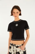 BLUSA MANGA CURTA BORDADA