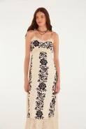 VESTIDO MIDI FLORAL DELICADO