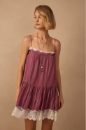 VESTIDO CURTO LUREX COM RENDA VINHO CASSIS