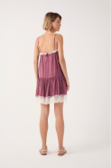 VESTIDO CURTO LUREX COM RENDA VINHO CASSIS